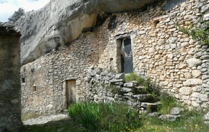 Les grands Cléments, la combe de Saint Pierre et la Bergerie de Cabrone